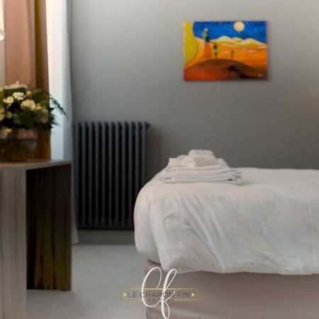 Hotel Le Chapon Fin Моасак Екстериор снимка