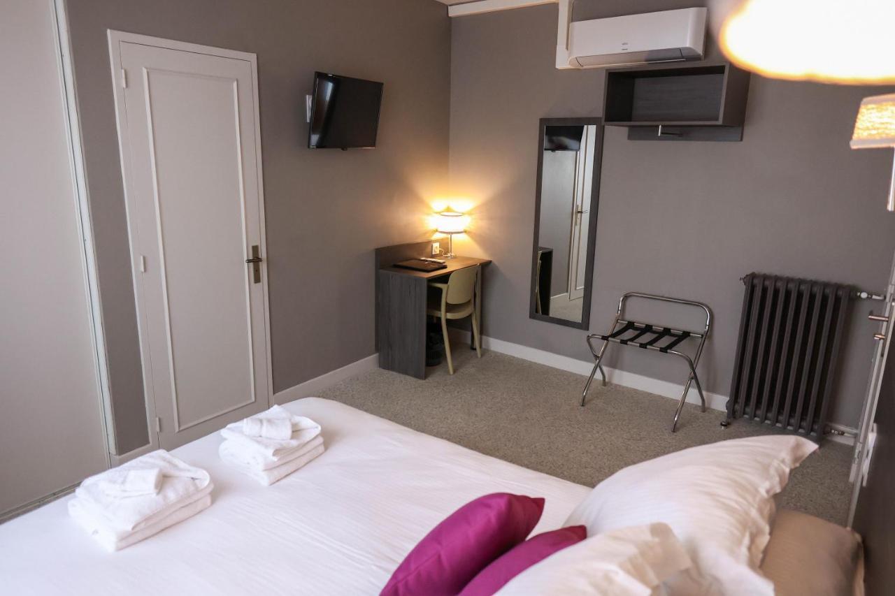 Hotel Le Chapon Fin Моасак Екстериор снимка