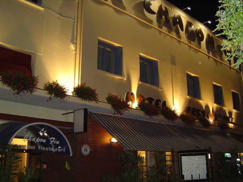 Hotel Le Chapon Fin Моасак Екстериор снимка