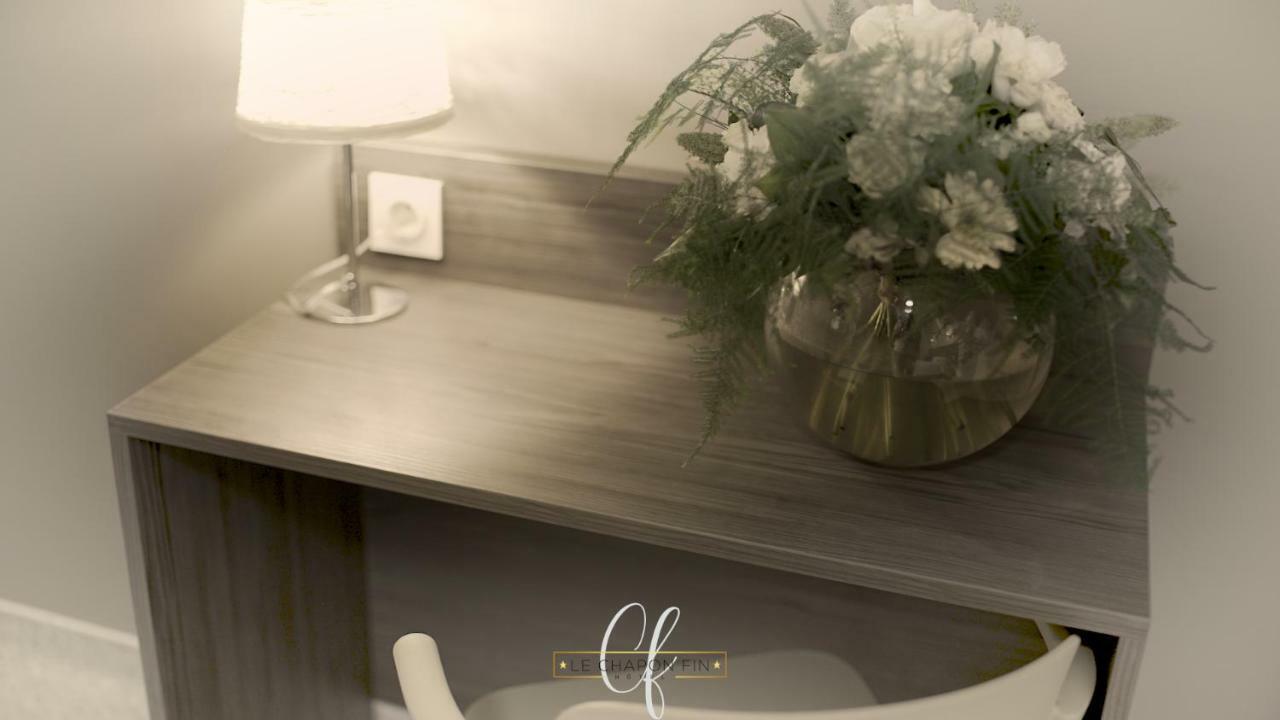 Hotel Le Chapon Fin Моасак Екстериор снимка